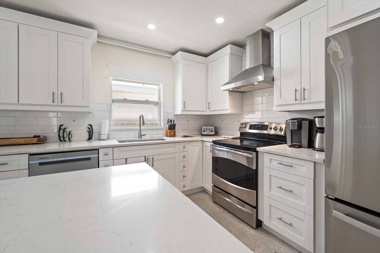 127 11TH AVE, INDIAN ROCKS BEACH, FL, 33785