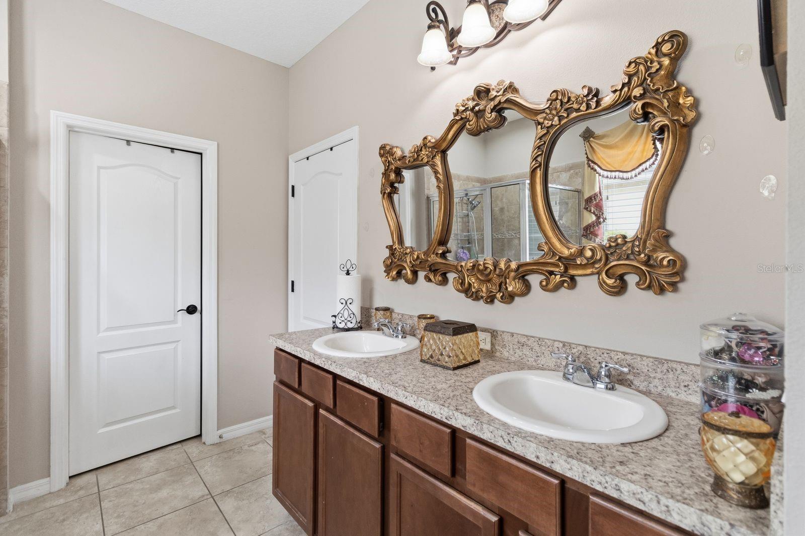 1821 PLANTATION OAK DR, ORLANDO, FL, 32824