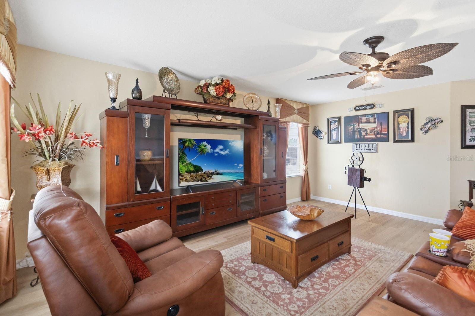 1821 PLANTATION OAK DR, ORLANDO, FL, 32824
