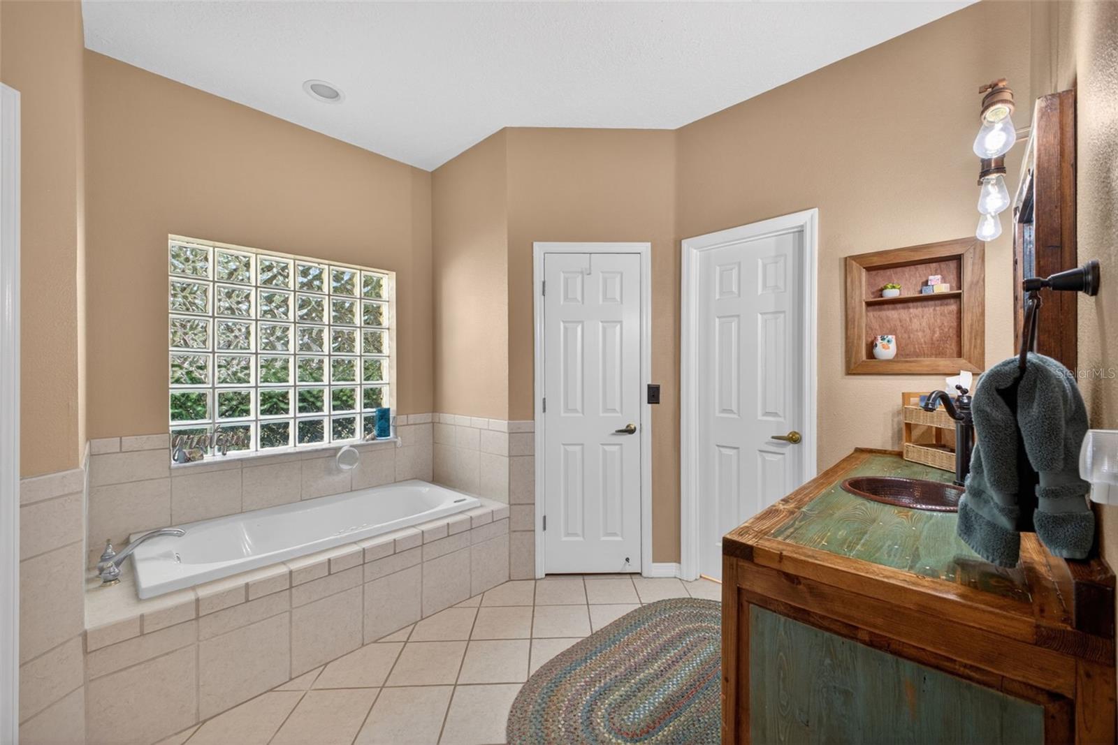 26243 TROON AVE, MOUNT PLYMOUTH, FL, 32776
