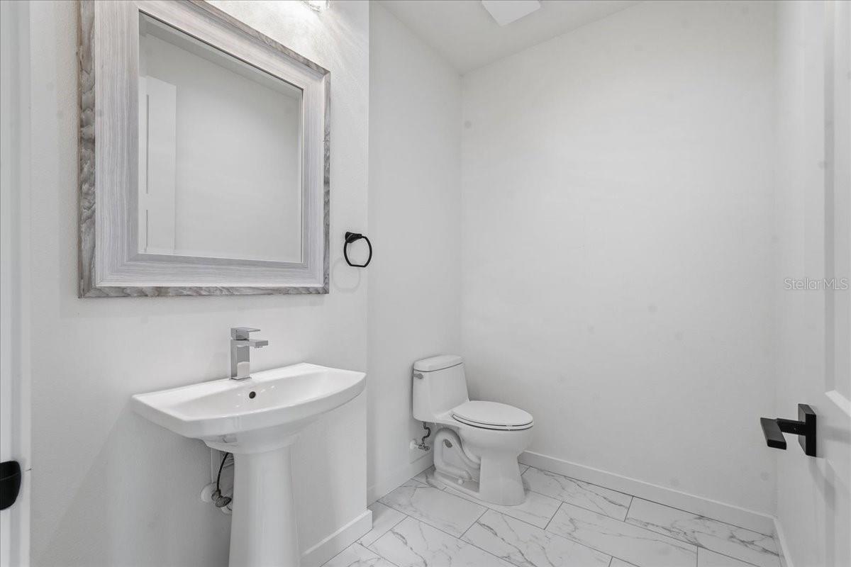1218 E KAY ST #8, TAMPA, FL, 33602