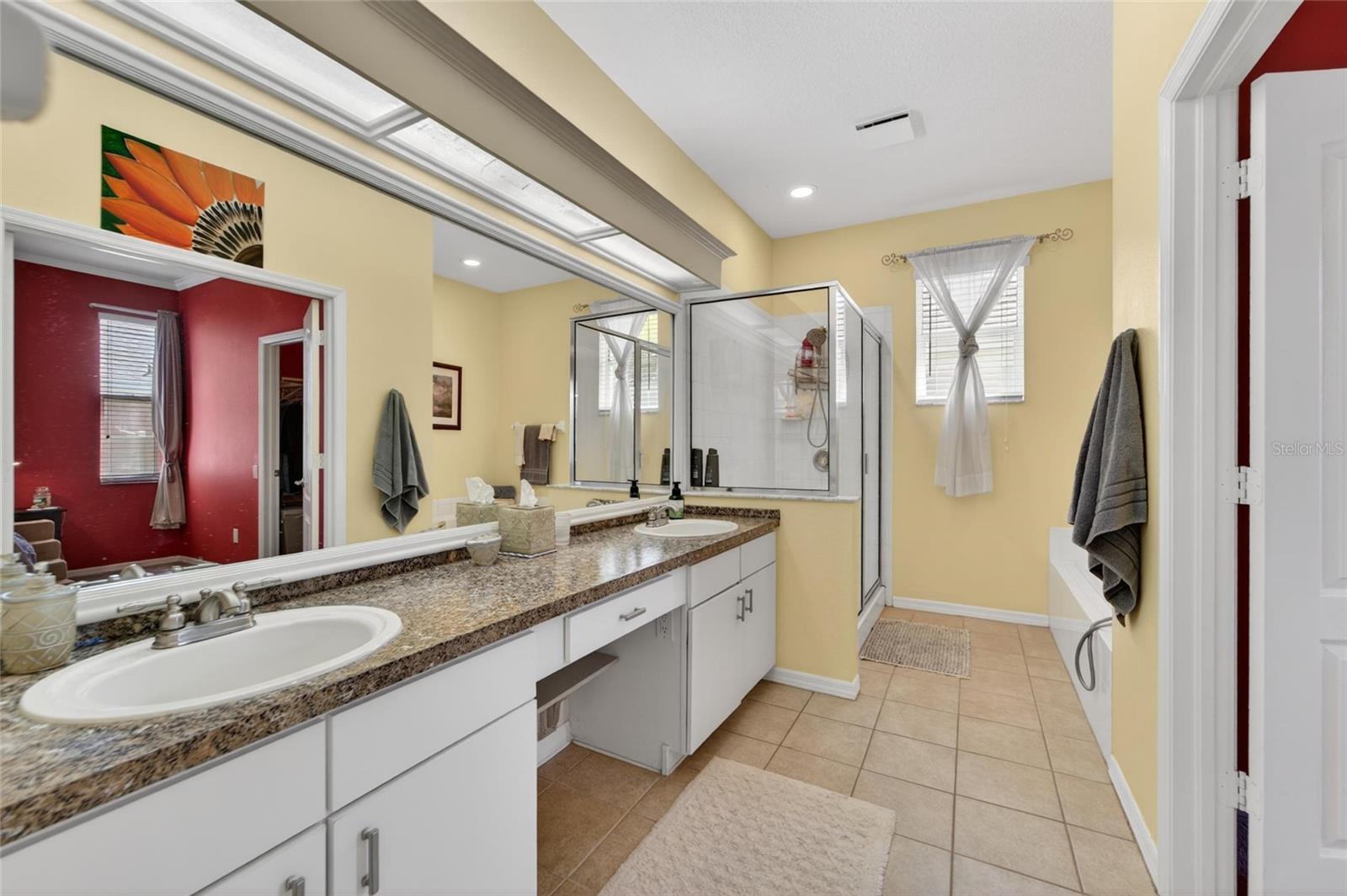 18103 HAMDEN PARK WAY, TAMPA, FL, 33647