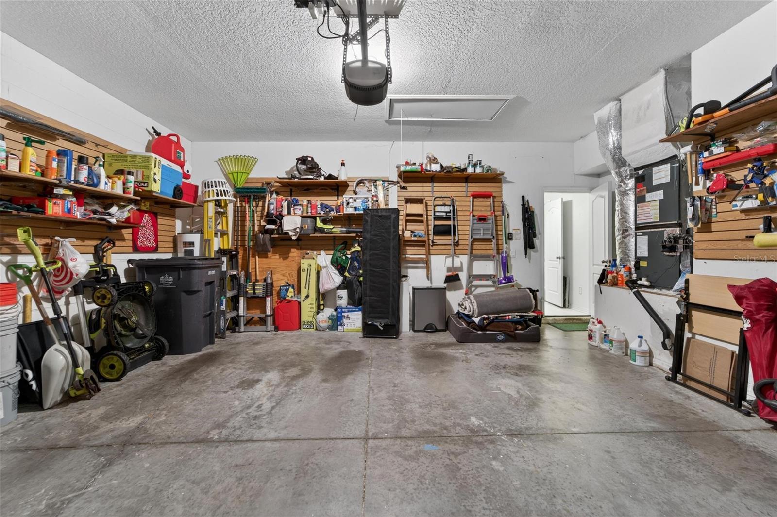 18103 HAMDEN PARK WAY, TAMPA, FL, 33647