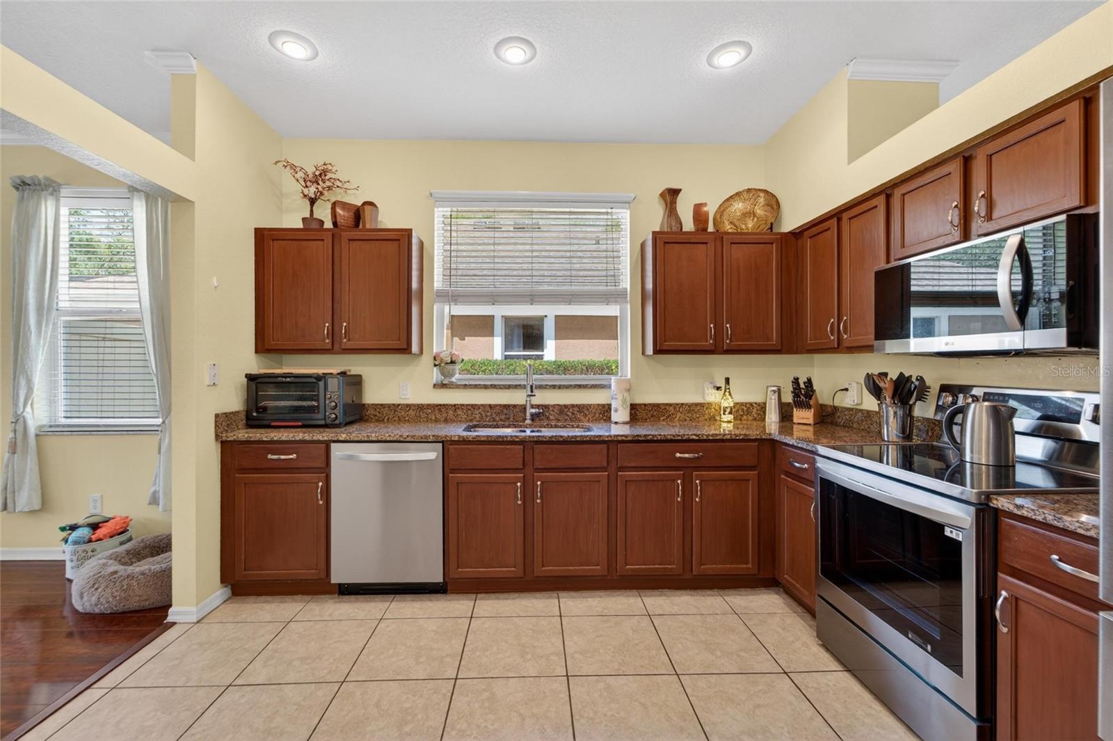 18103 HAMDEN PARK WAY, TAMPA, FL, 33647
