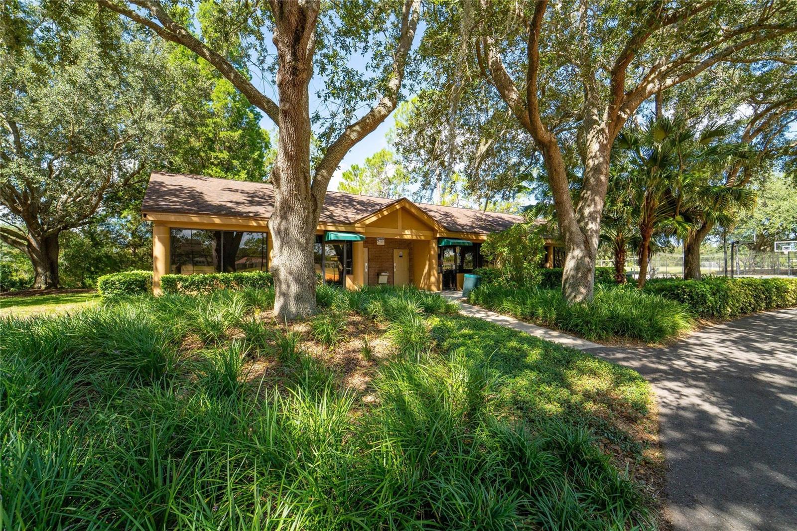 18103 HAMDEN PARK WAY, TAMPA, FL, 33647