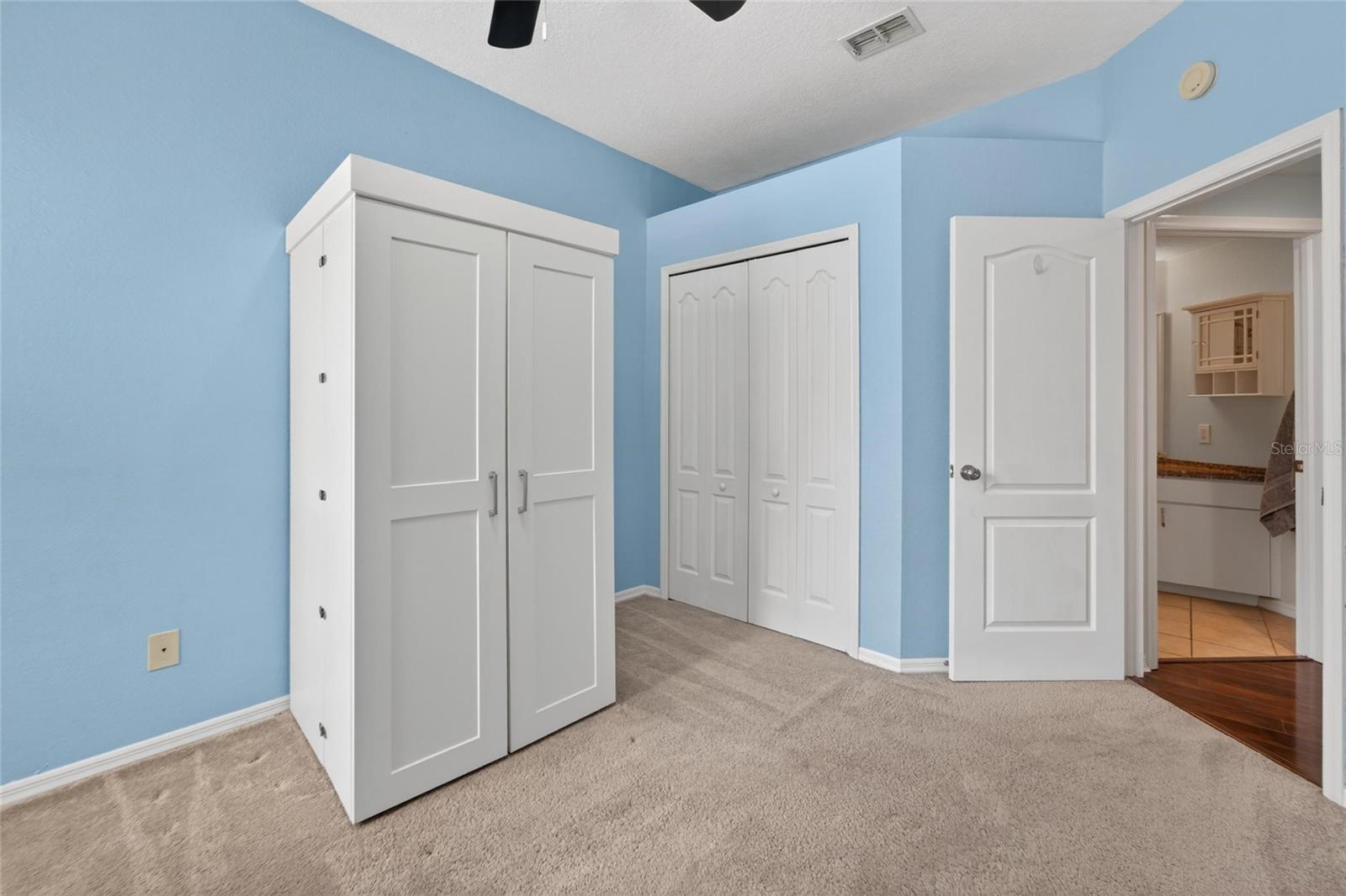 18103 HAMDEN PARK WAY, TAMPA, FL, 33647