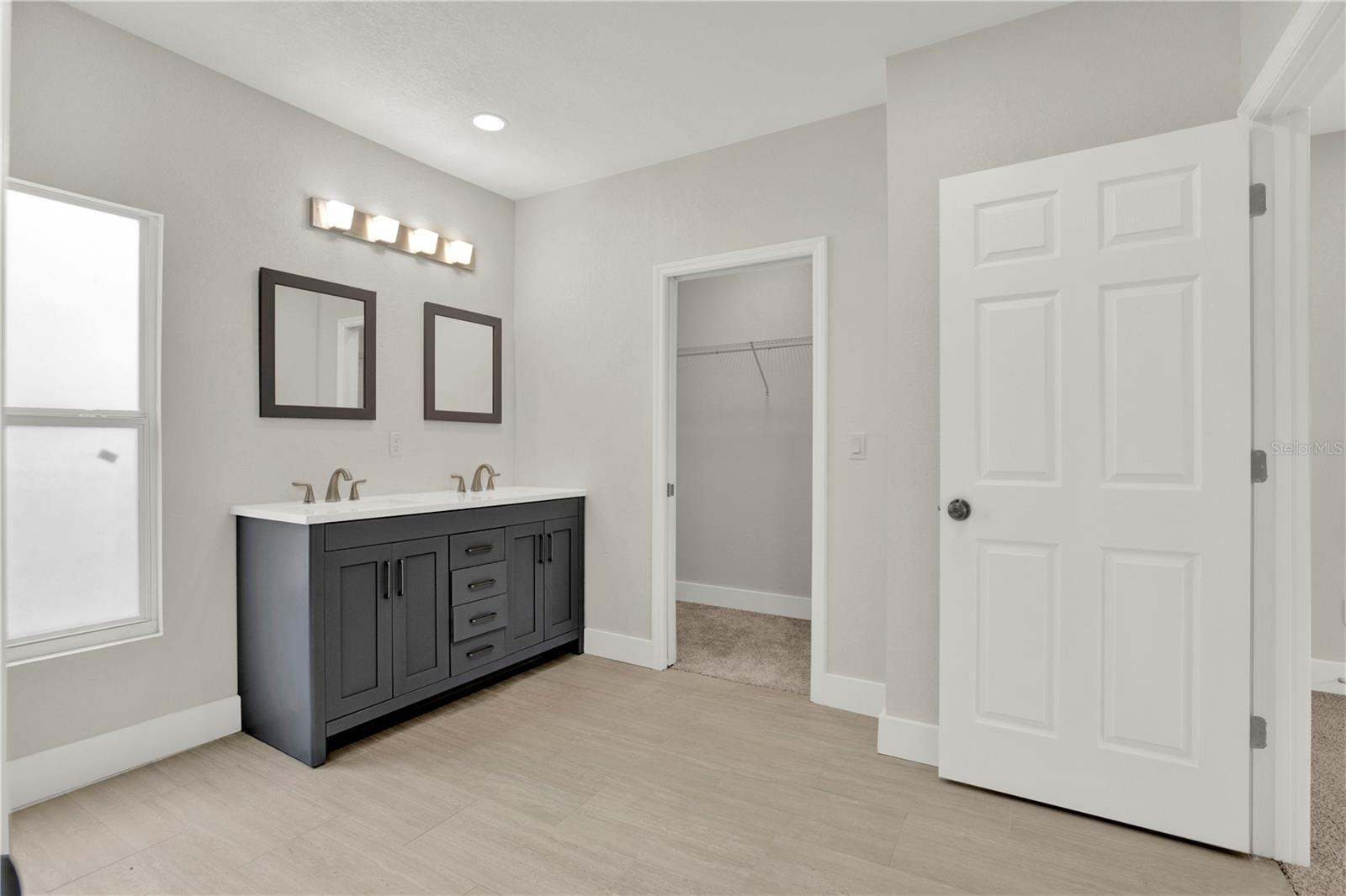112 E EMILY ST, TAMPA, FL, 33603