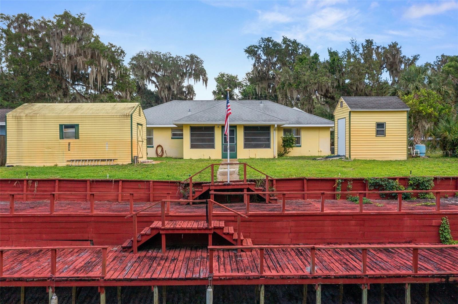 2472 CR 447, LAKE PANASOFFKEE, FL, 33538