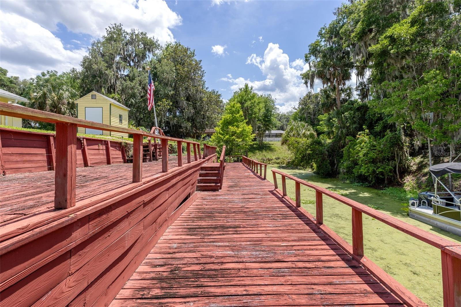 2472 CR 447, LAKE PANASOFFKEE, FL, 33538