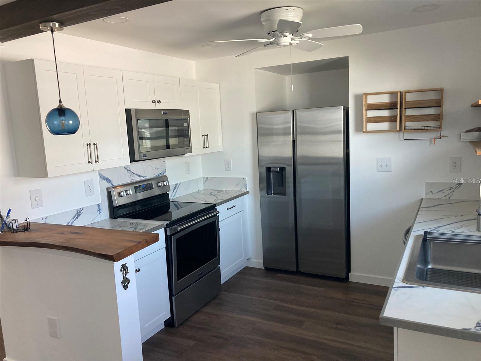 1403 E ALFRED ST #200, TAVARES, FL, 32778