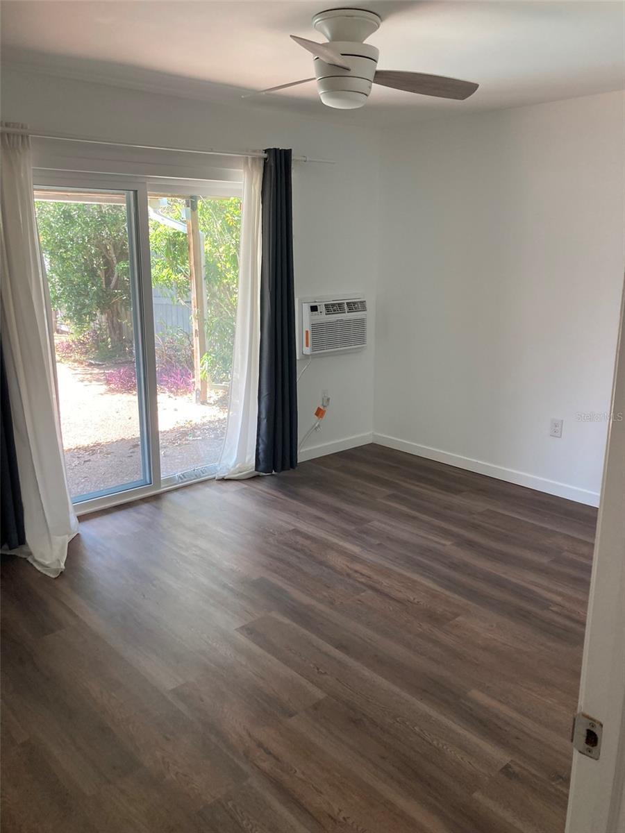 1403 E ALFRED ST #200, TAVARES, FL, 32778