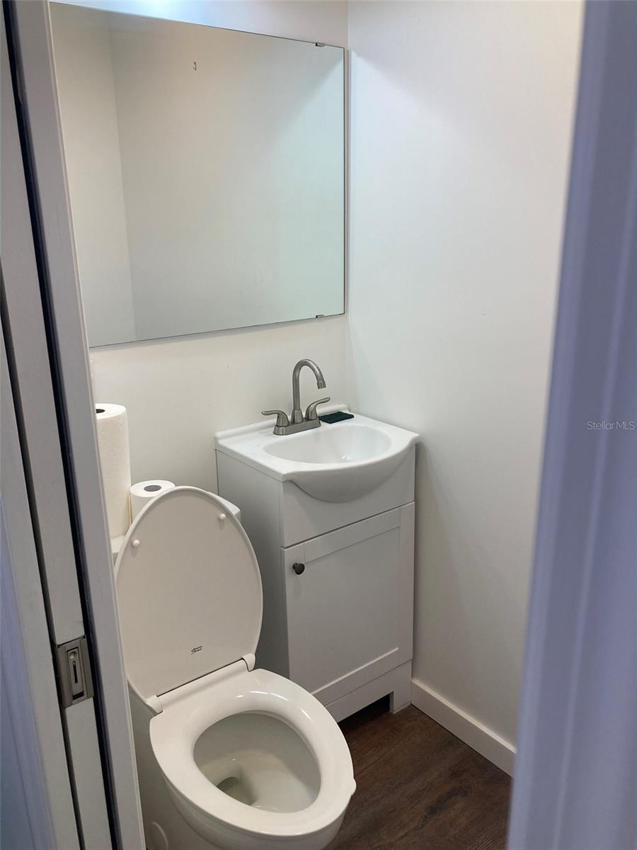 1403 E ALFRED ST #200, TAVARES, FL, 32778