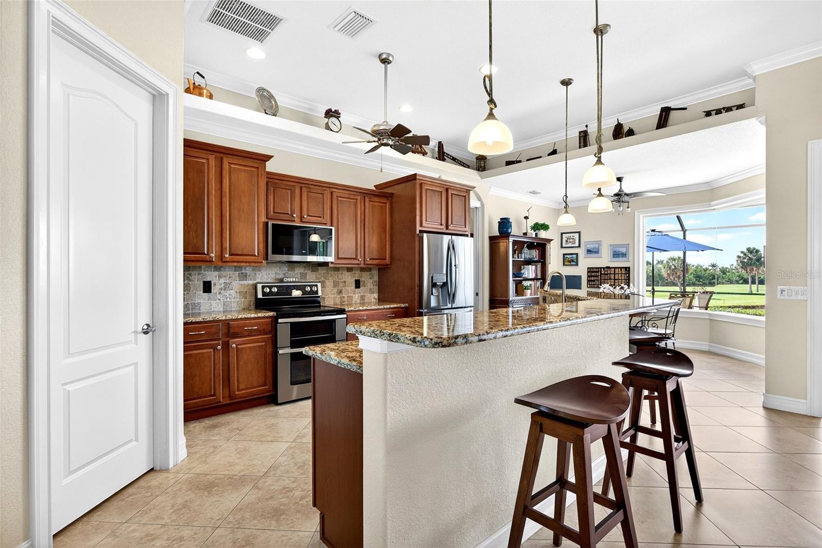 2107 PADRE ISLAND DR, PUNTA GORDA, FL, 33950