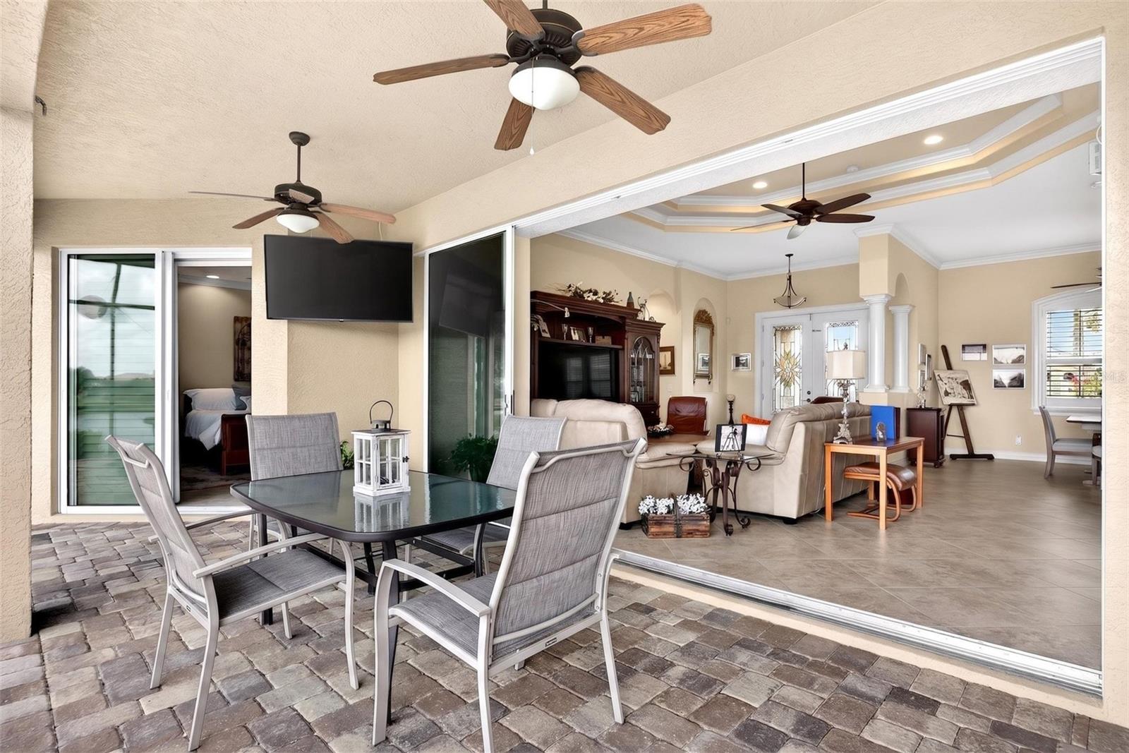 2107 PADRE ISLAND DR, PUNTA GORDA, FL, 33950