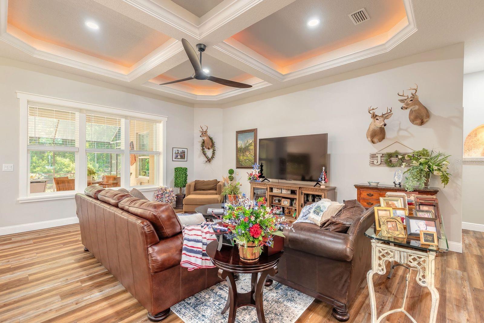 43 EASTWOOD DR, PALM COAST, FL, 32164