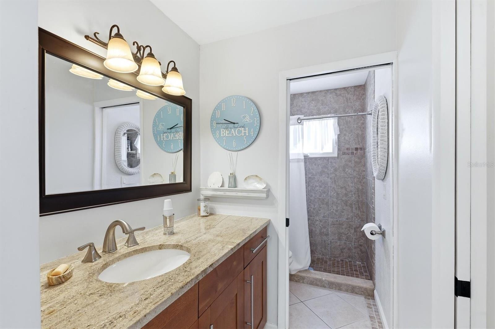 517 KUMQUAT DR, ANNA MARIA, FL, 34216