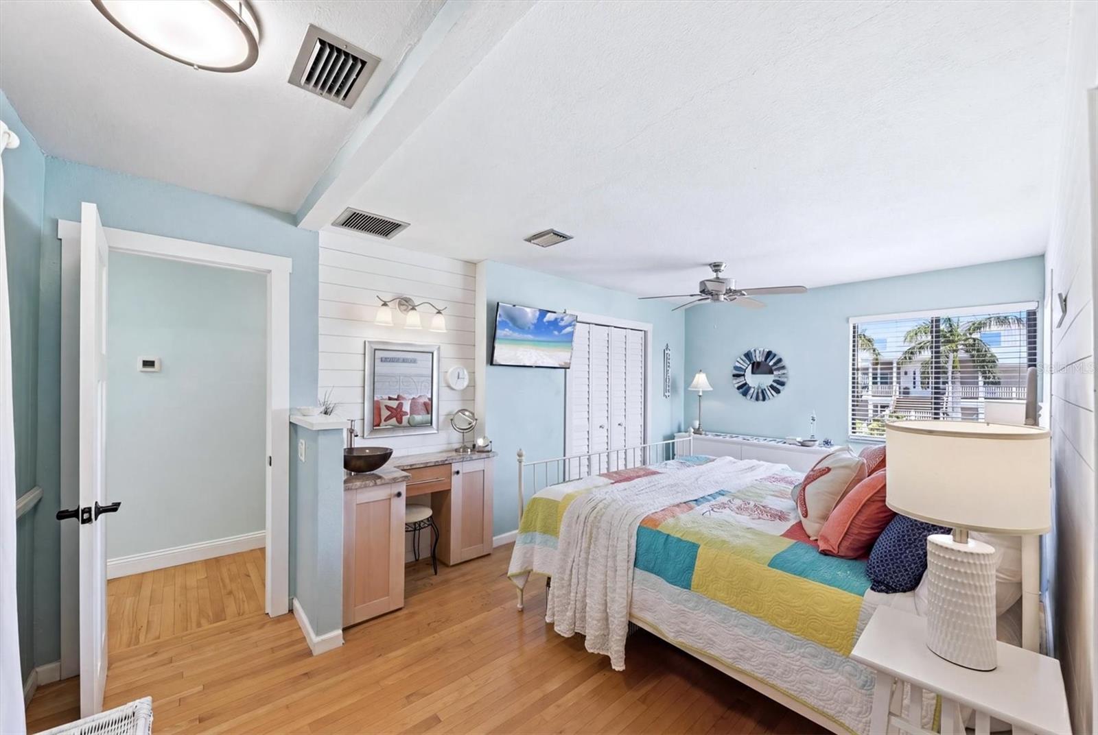 517 KUMQUAT DR, ANNA MARIA, FL, 34216