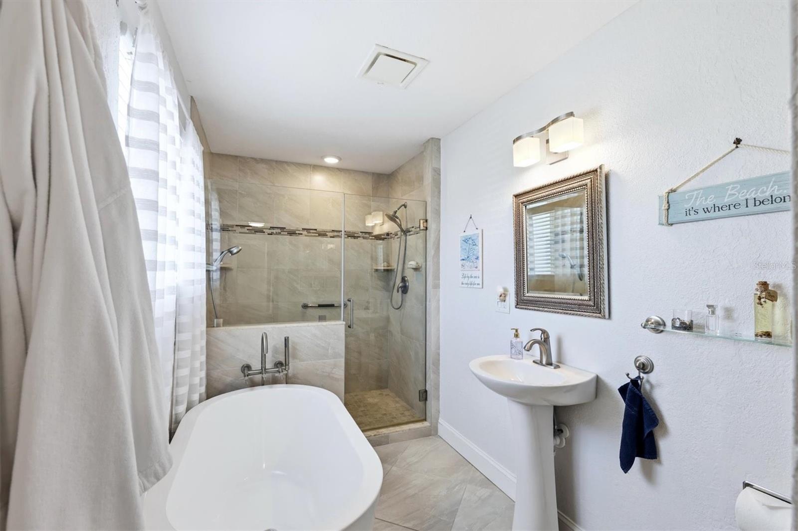 517 KUMQUAT DR, ANNA MARIA, FL, 34216