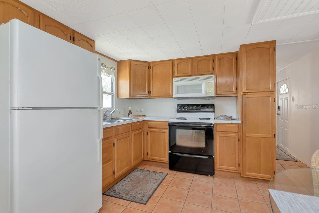 9900 ULMERTON RD #35, LARGO, FL, 33771