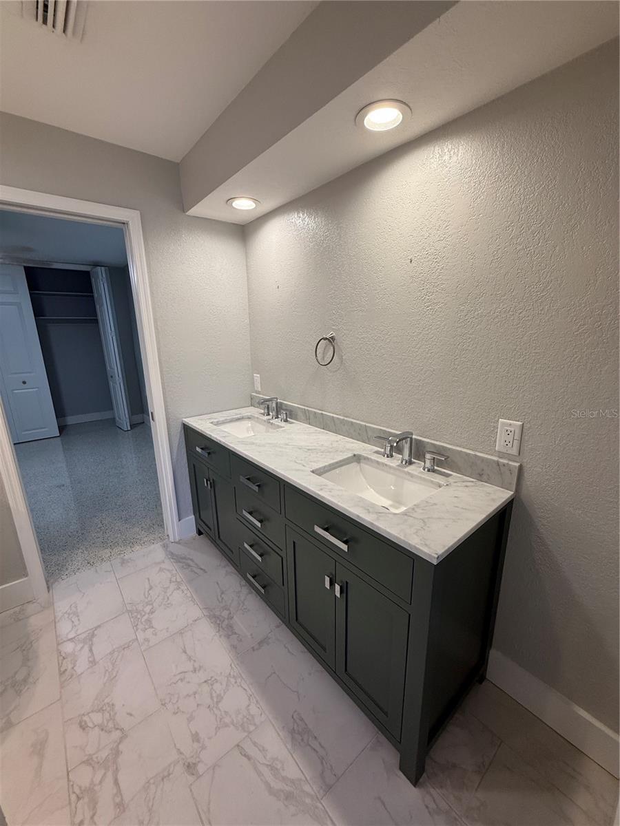 1634 SHEFFIELD DR, CLEARWATER, FL, 33764