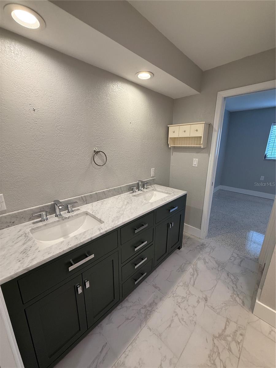 1634 SHEFFIELD DR, CLEARWATER, FL, 33764