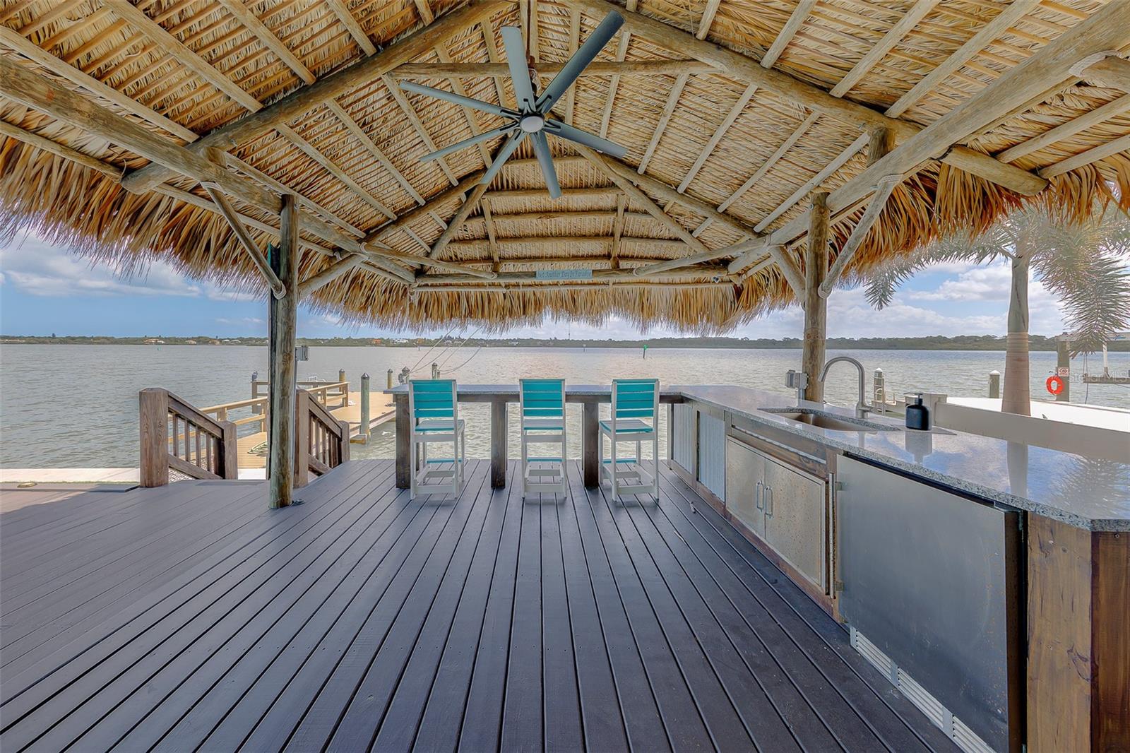 326 176TH AVENUE CIR, REDINGTON SHORES, FL, 33708
