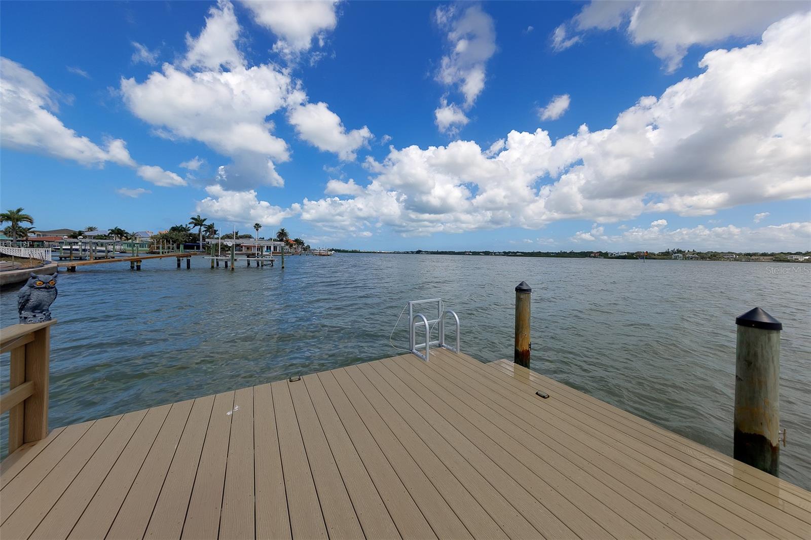 326 176TH AVENUE CIR, REDINGTON SHORES, FL, 33708