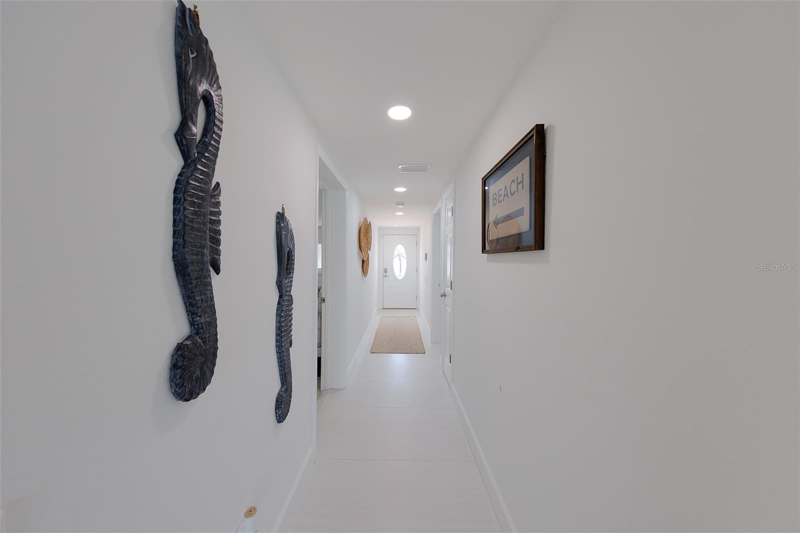 326 176TH AVENUE CIR, REDINGTON SHORES, FL, 33708