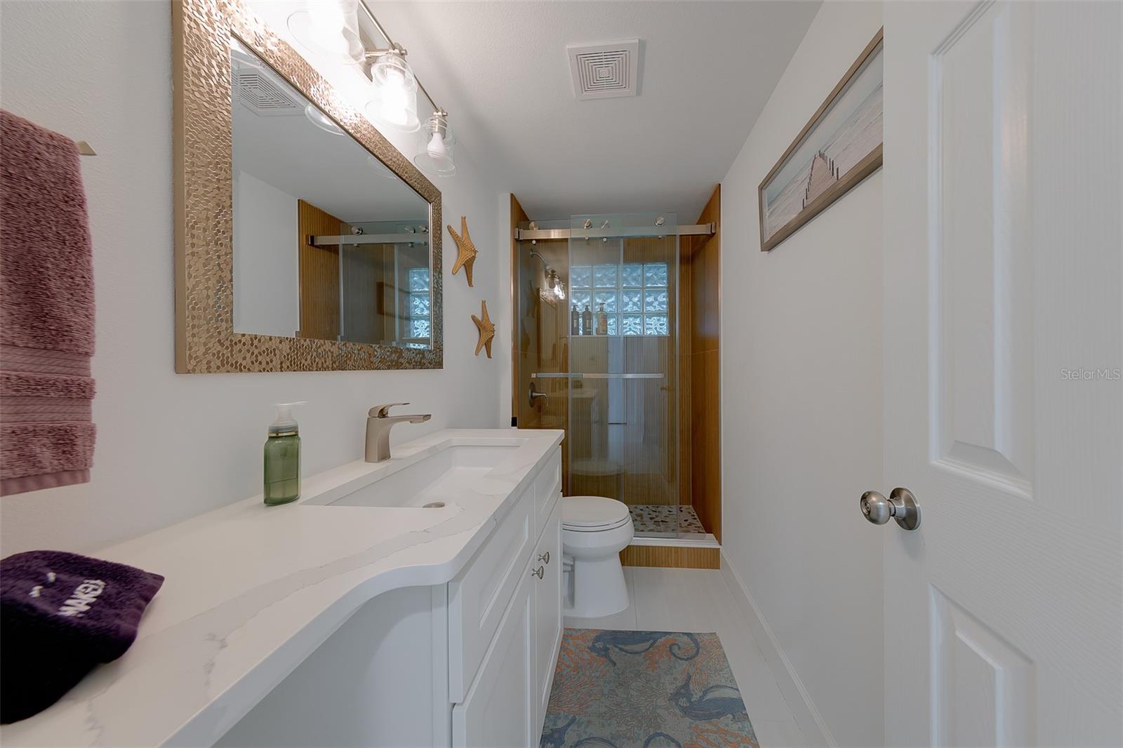 326 176TH AVENUE CIR, REDINGTON SHORES, FL, 33708