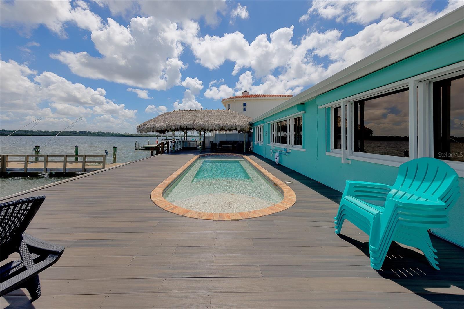 326 176TH AVENUE CIR, REDINGTON SHORES, FL, 33708