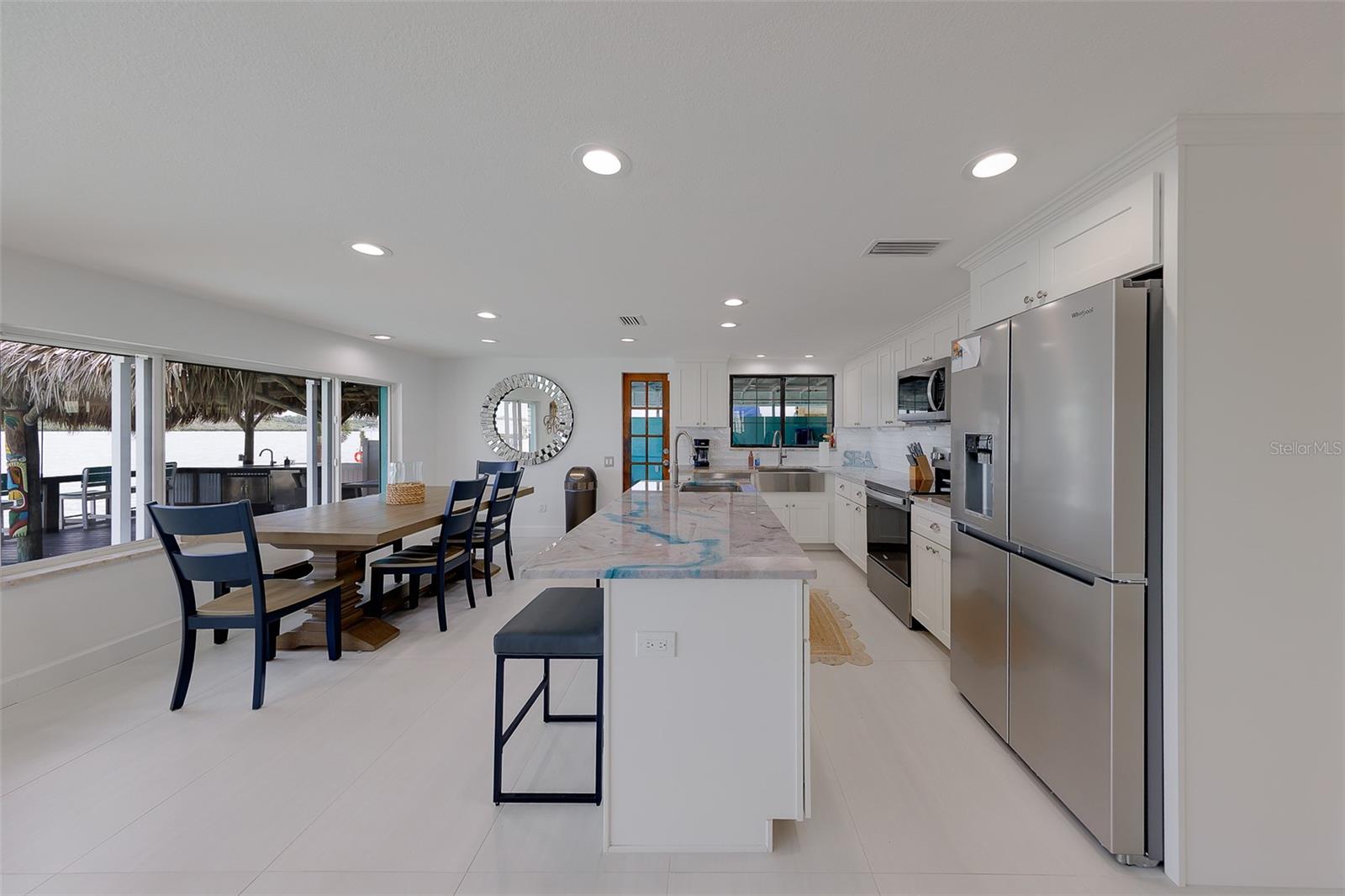 326 176TH AVENUE CIR, REDINGTON SHORES, FL, 33708