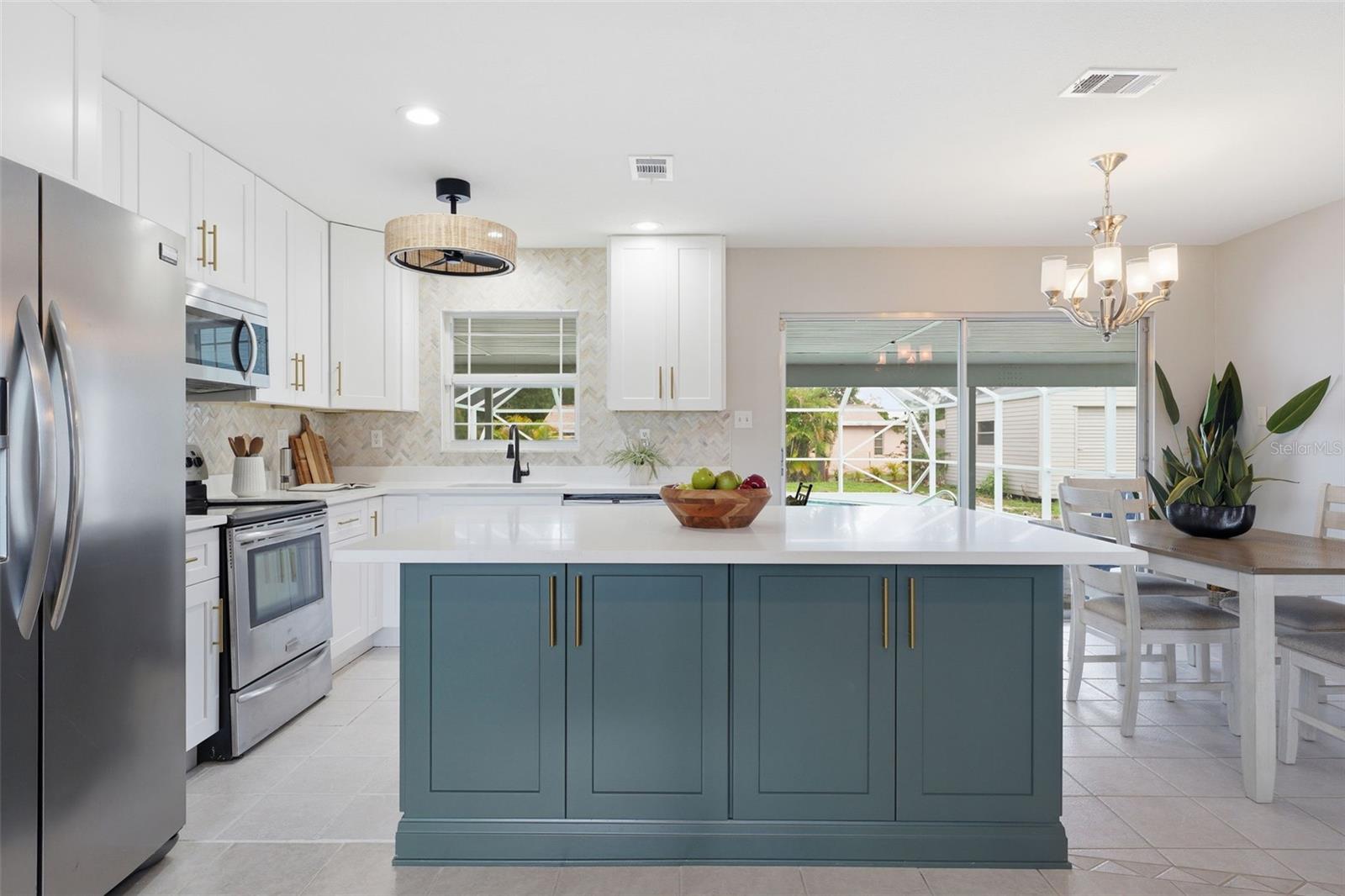 1506 BEACON DR, PORT CHARLOTTE, FL, 33952