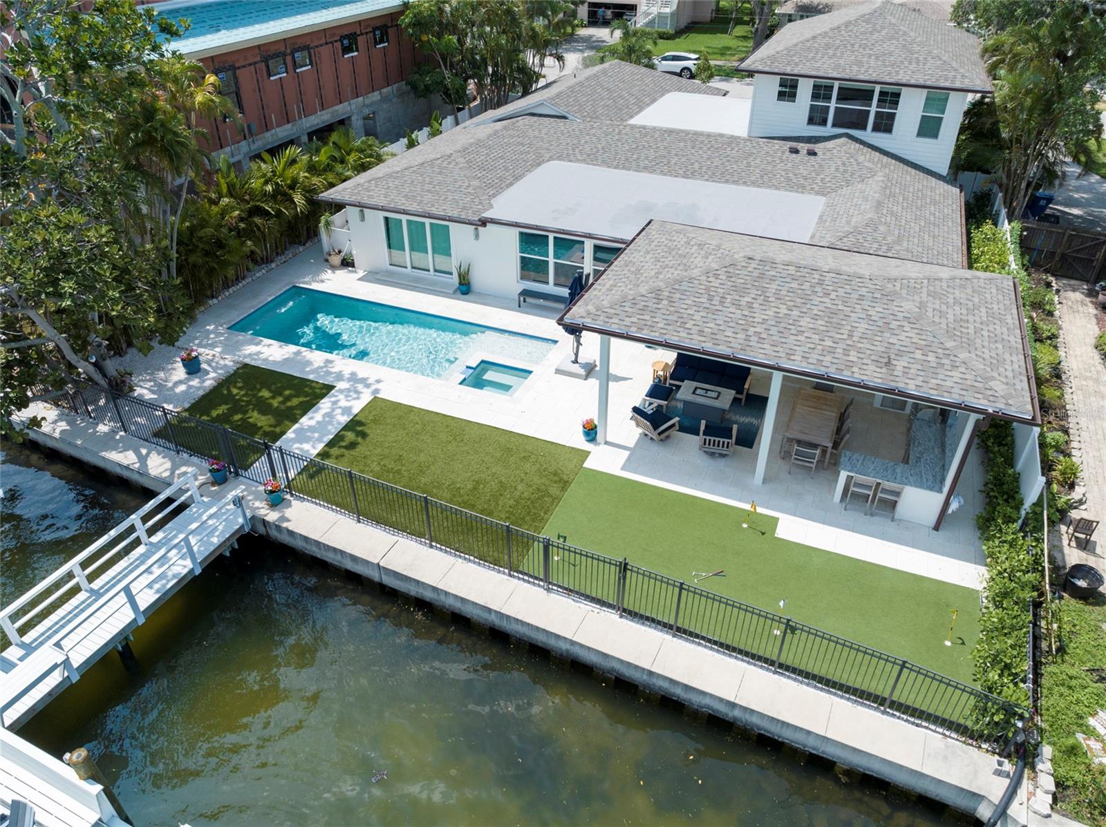 1907 ARROWHEAD DR NE, ST PETERSBURG, FL, 33703