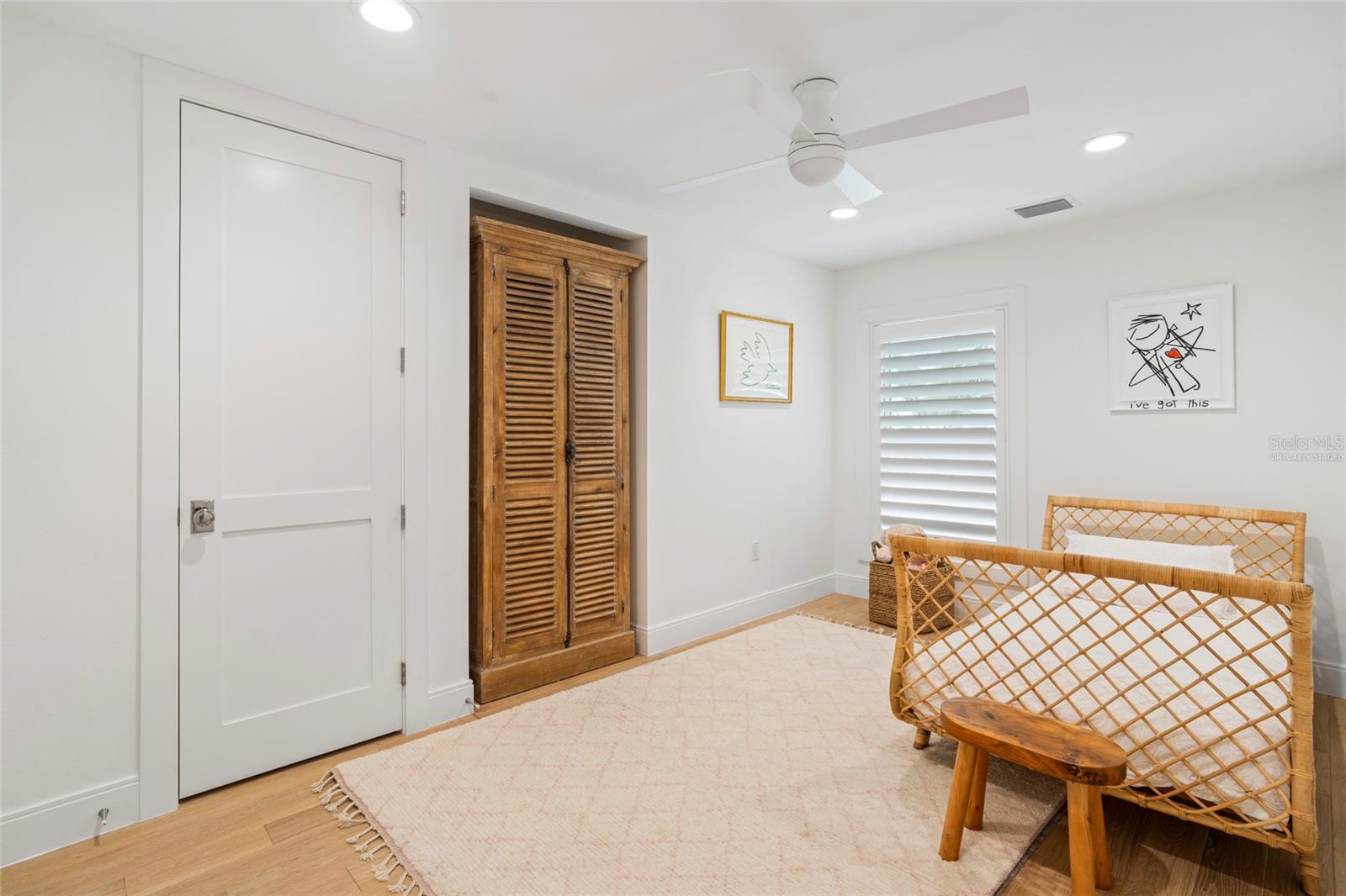 1907 ARROWHEAD DR NE, ST PETERSBURG, FL, 33703