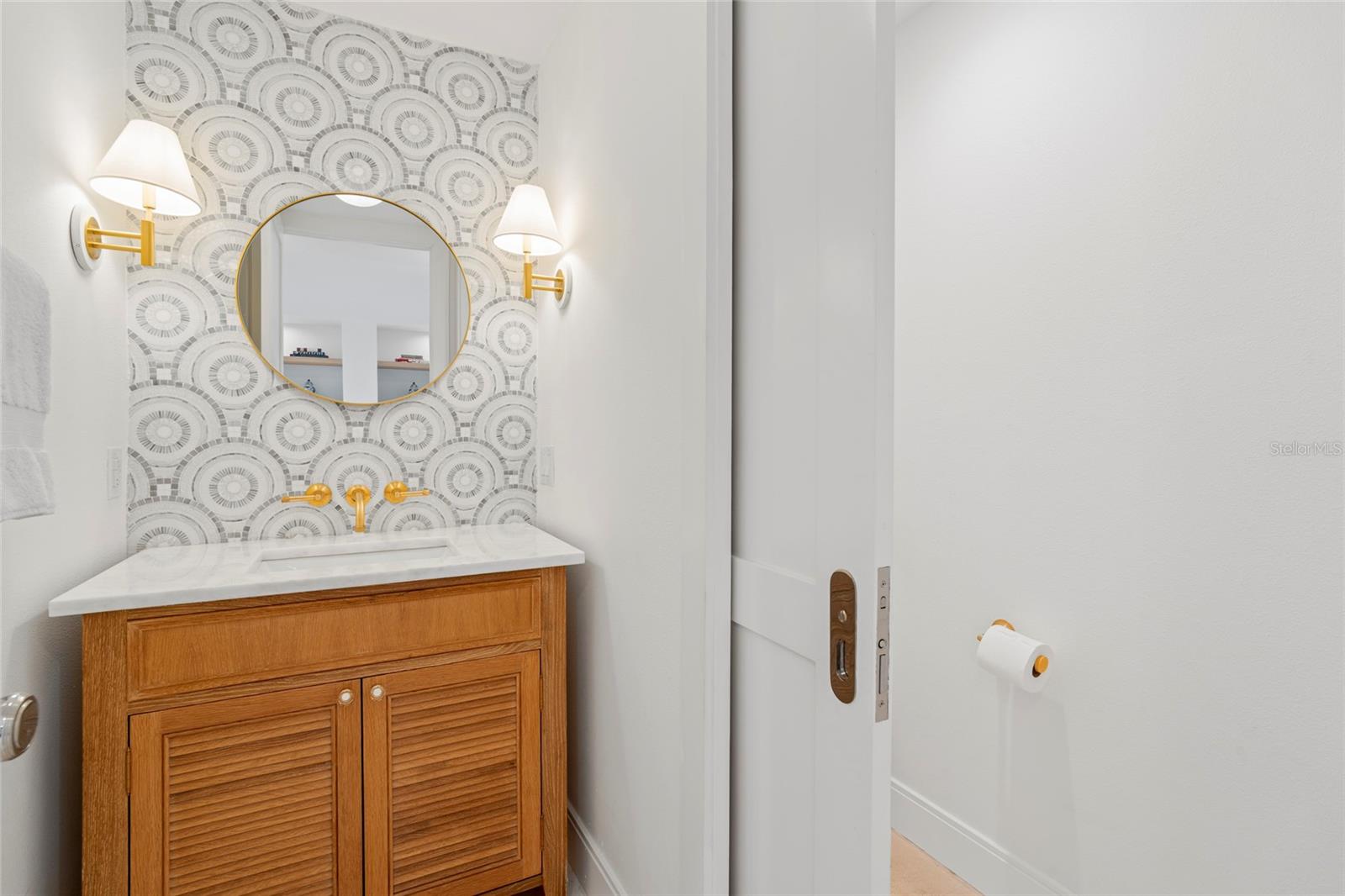 1907 ARROWHEAD DR NE, ST PETERSBURG, FL, 33703