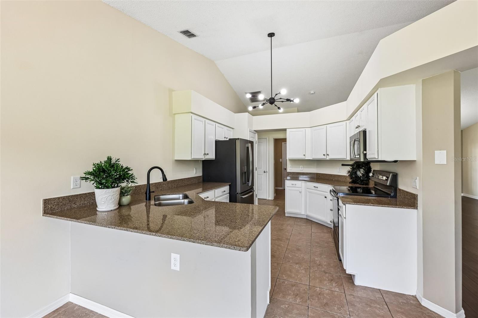 26234 GLEN EAGLE DR, LEESBURG, FL, 34748