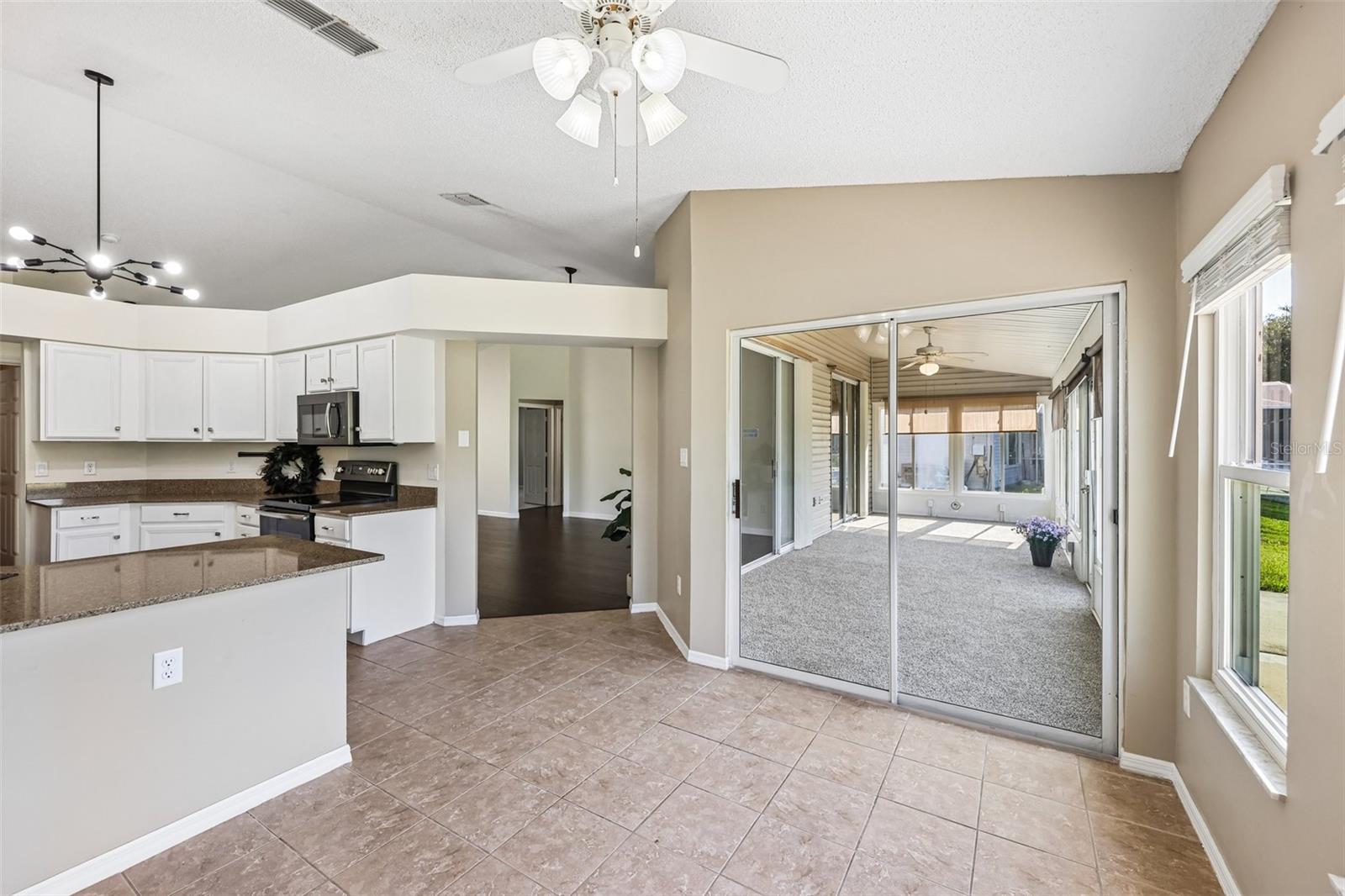 26234 GLEN EAGLE DR, LEESBURG, FL, 34748