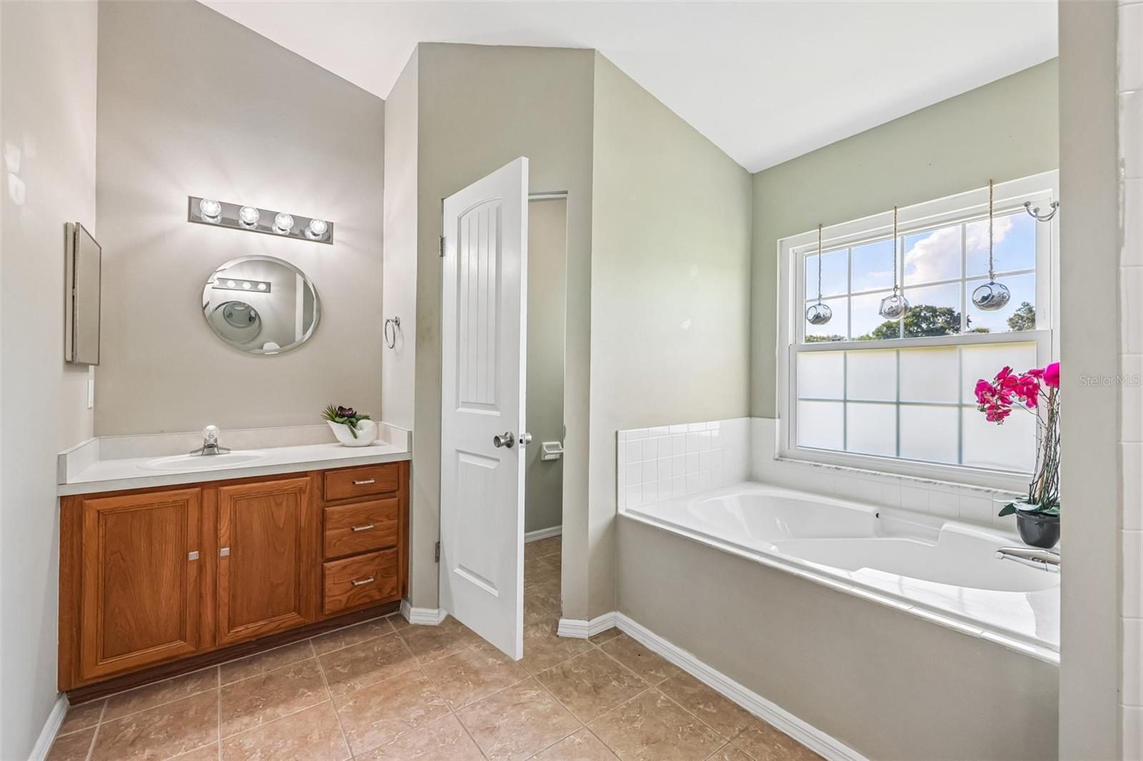 26234 GLEN EAGLE DR, LEESBURG, FL, 34748