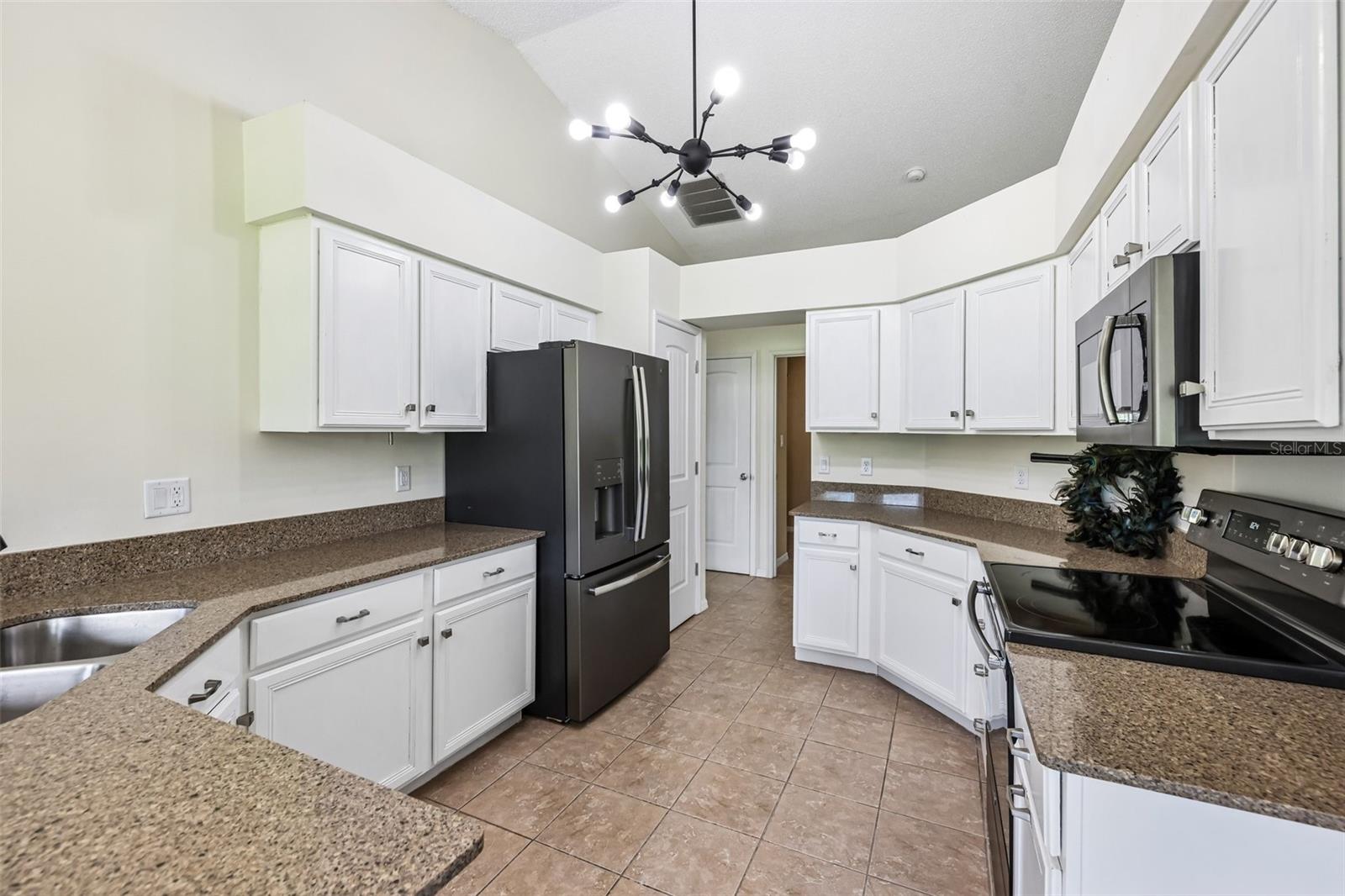 26234 GLEN EAGLE DR, LEESBURG, FL, 34748