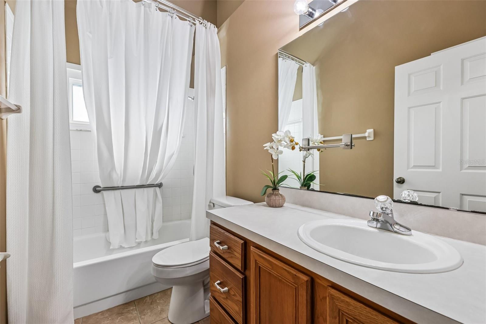 26234 GLEN EAGLE DR, LEESBURG, FL, 34748