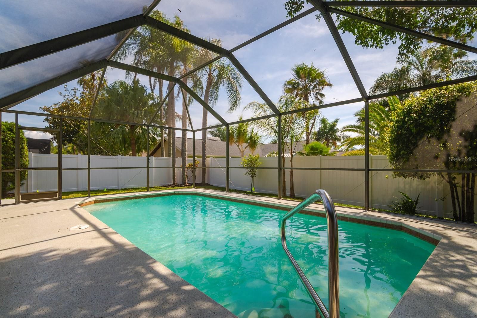 1043 RIDGE VIEW LN, PALM HARBOR, FL, 34683