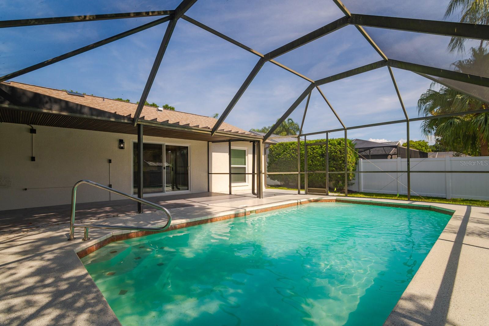 1043 RIDGE VIEW LN, PALM HARBOR, FL, 34683