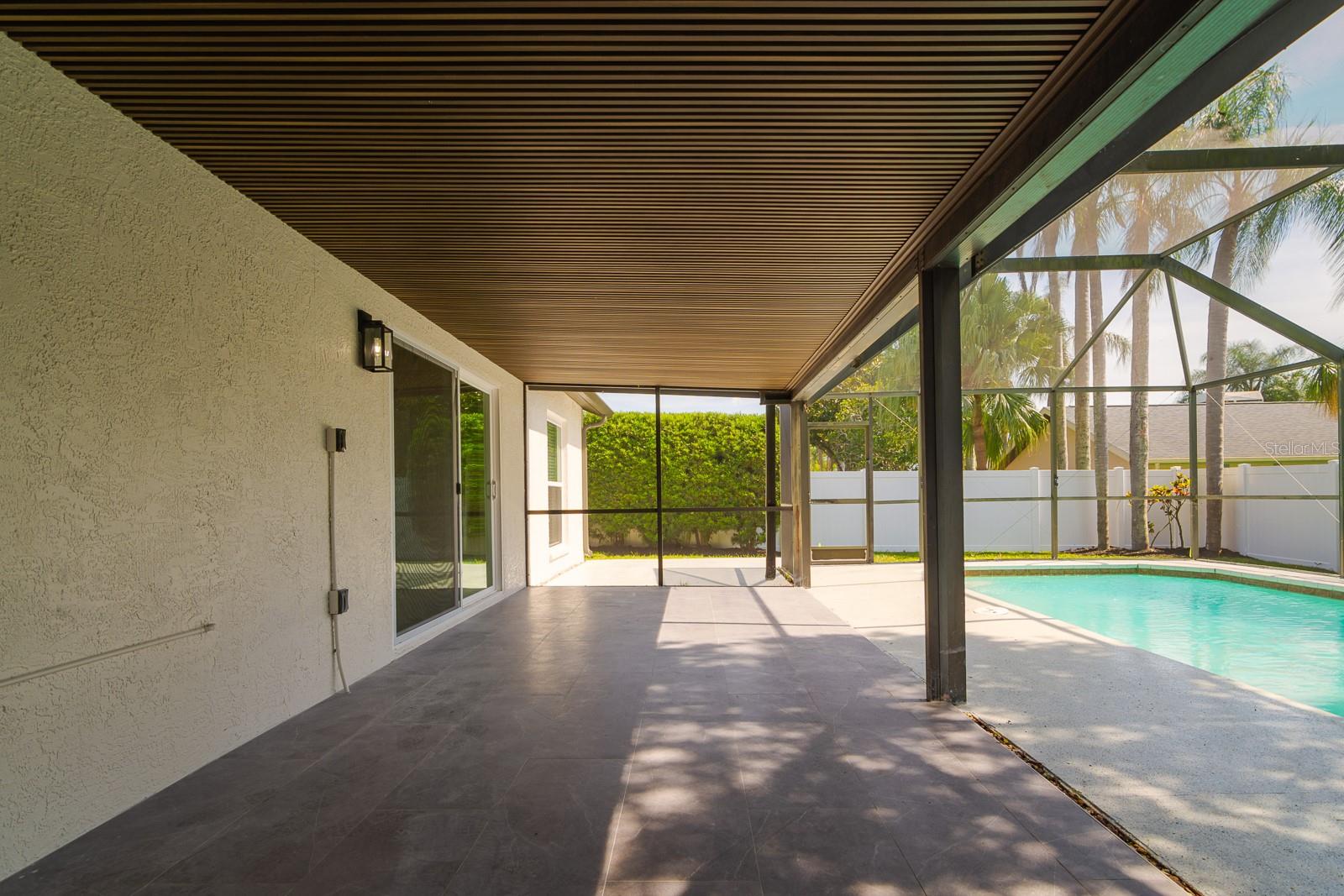 1043 RIDGE VIEW LN, PALM HARBOR, FL, 34683