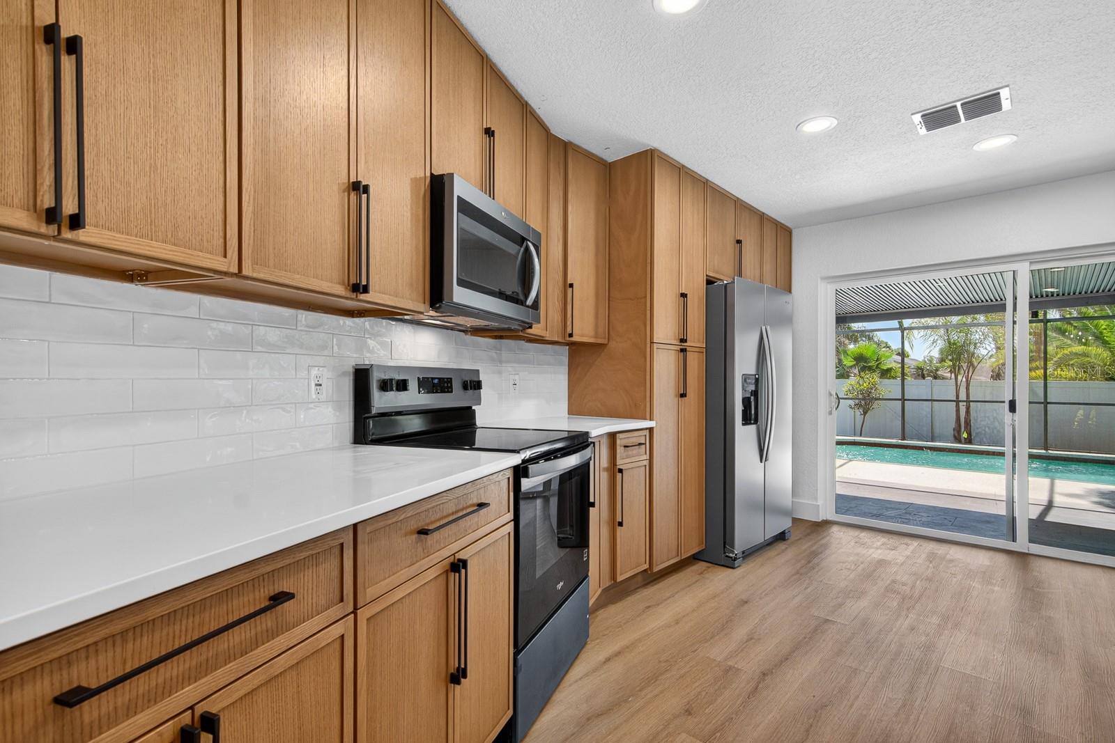 1043 RIDGE VIEW LN, PALM HARBOR, FL, 34683
