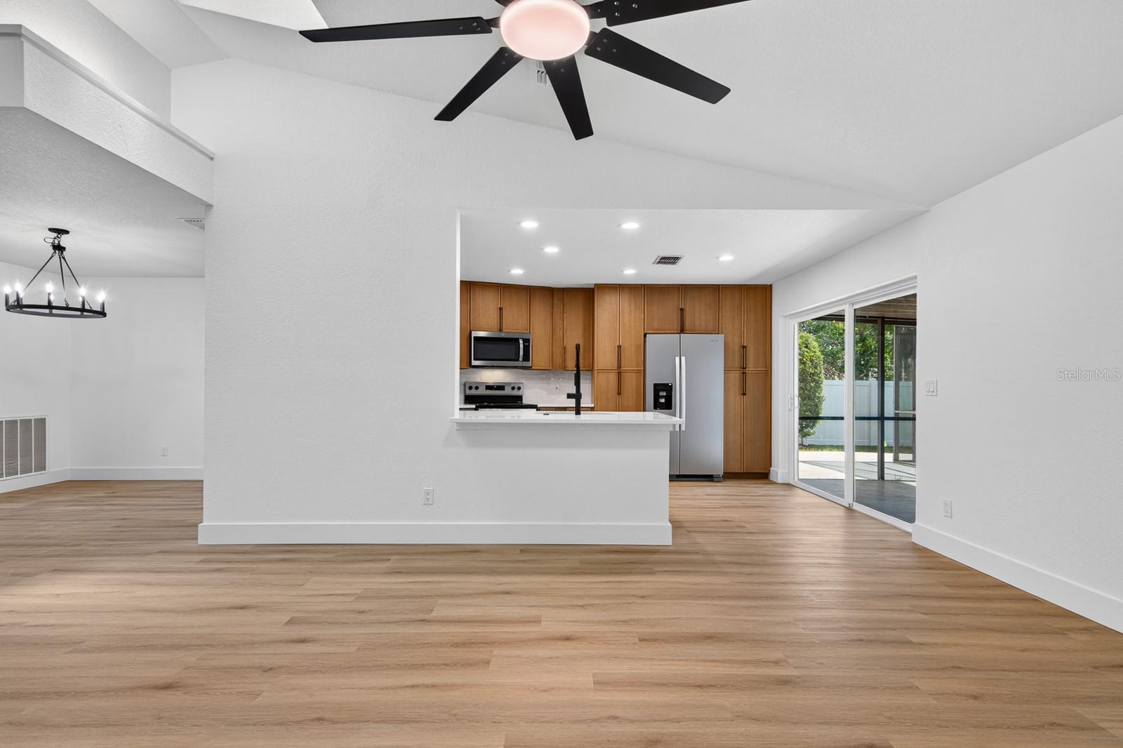 1043 RIDGE VIEW LN, PALM HARBOR, FL, 34683