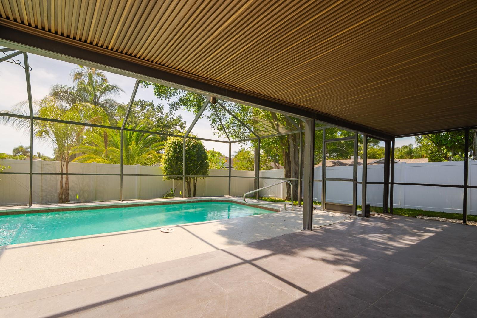 1043 RIDGE VIEW LN, PALM HARBOR, FL, 34683