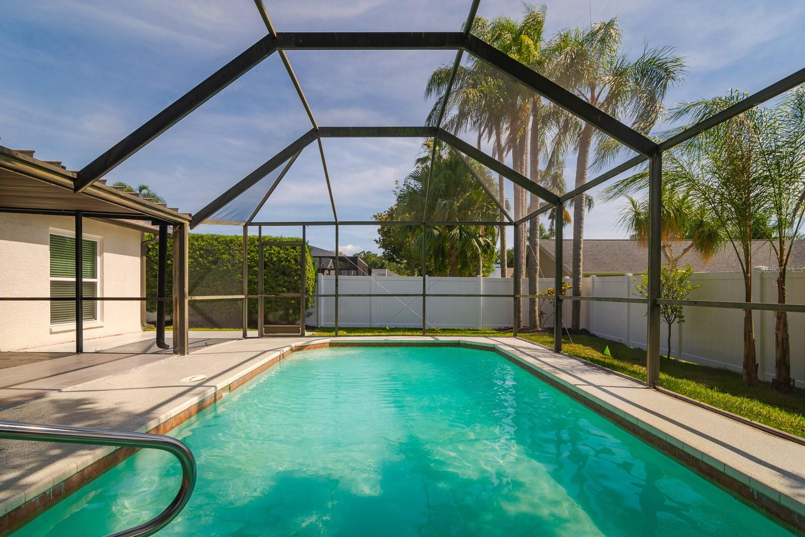 1043 RIDGE VIEW LN, PALM HARBOR, FL, 34683