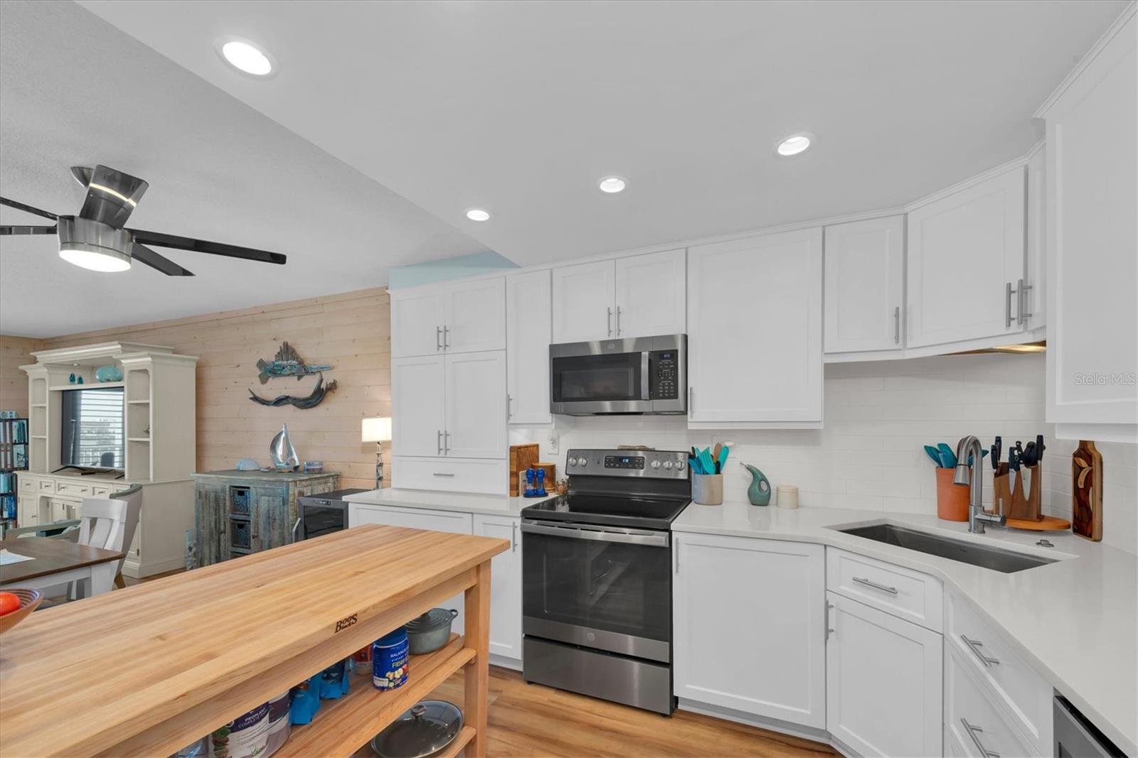 420 64TH AVE #402E, ST PETE BEACH, FL, 33706