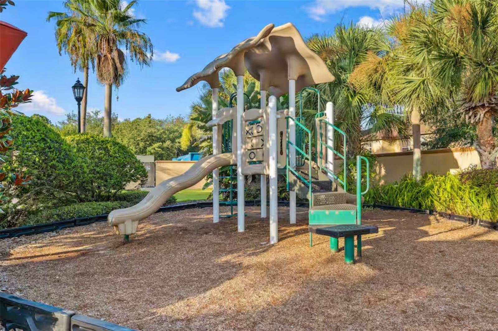 2204 CALABRIA AVE, DAVENPORT, FL, 33897