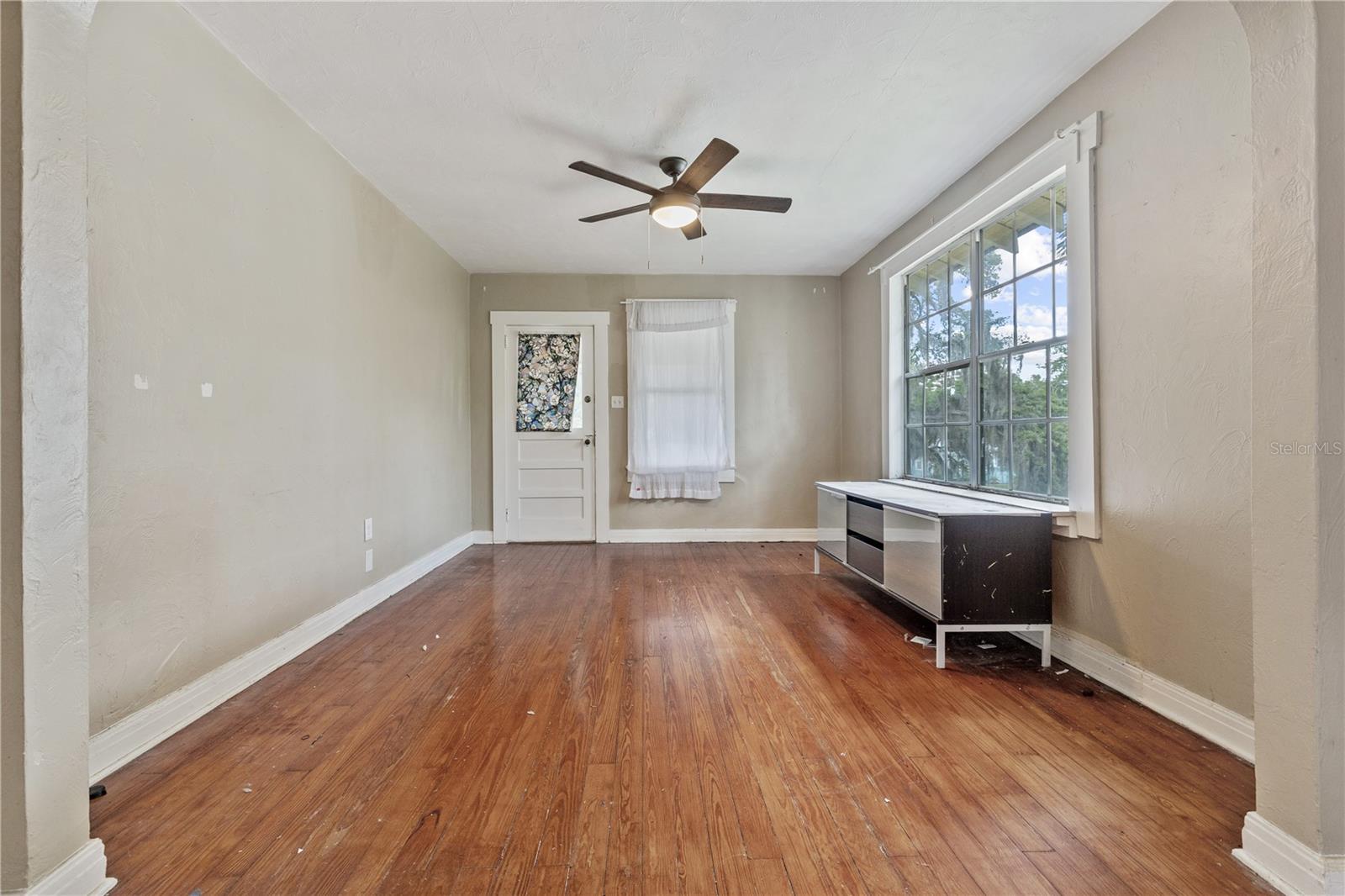 5914 N OLA AVE, TAMPA, FL, 33604